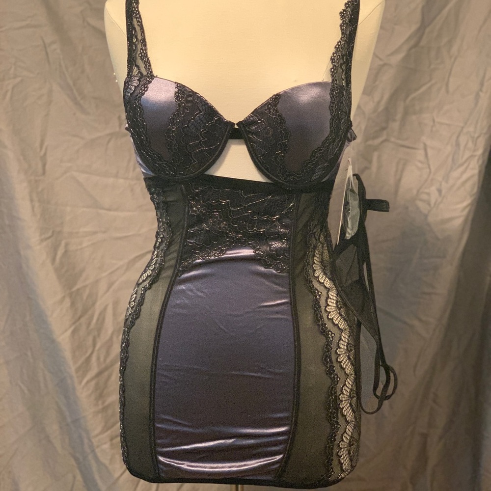 Lingerie outfit black and grey